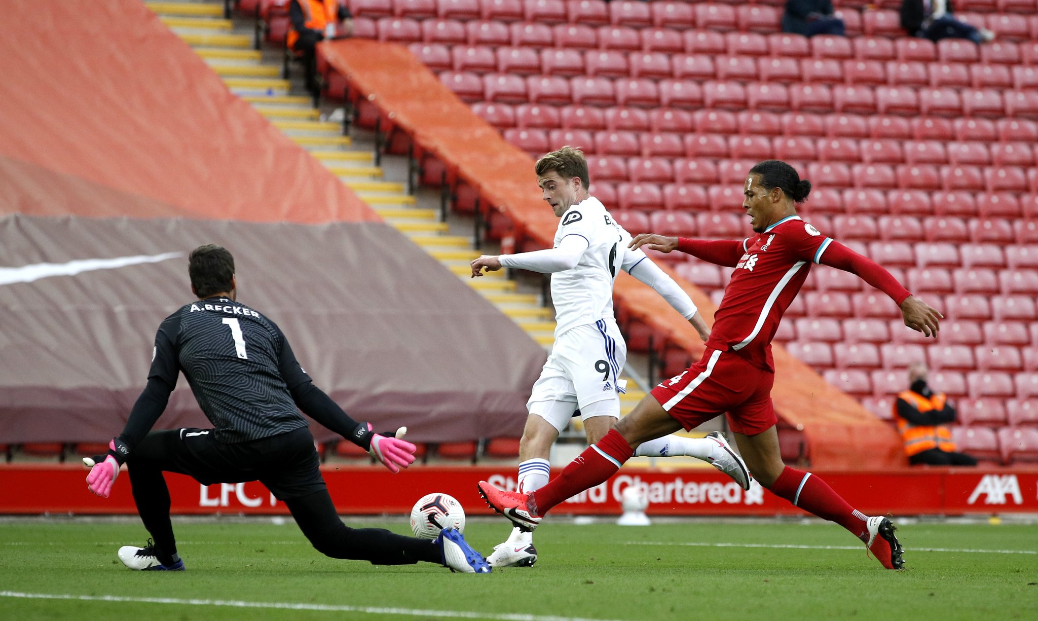 队配合制造 队配合制造